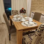 Apartment First Wave Ap 4