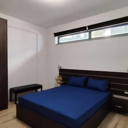 First Wave Ap 4 * Năvodari