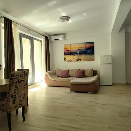 Apartament First Wave Ap 4 *